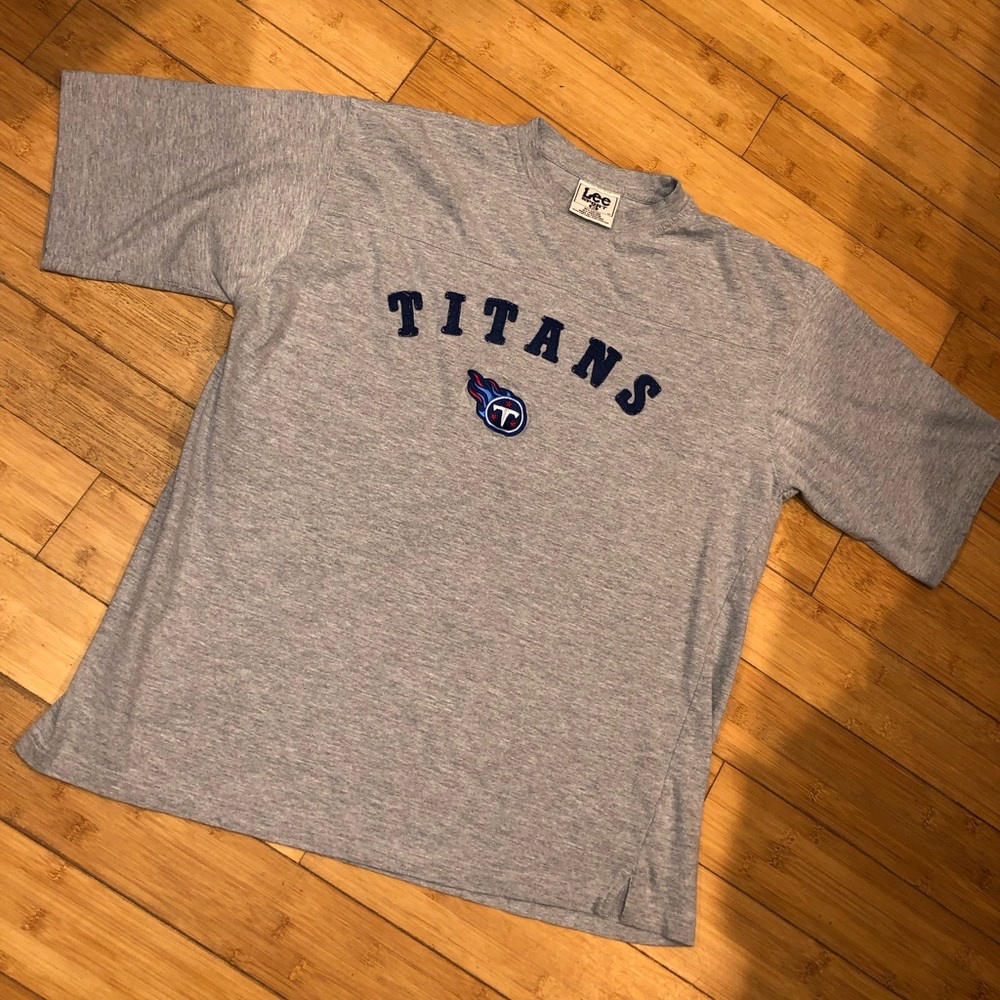 Vintage Tennessee Titans Lee Sports T-shirt!
